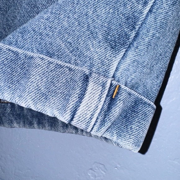 Calvin Klein Vintage 90s Cuff Jean Shorts Size 12/28” - Picture 7 of 10